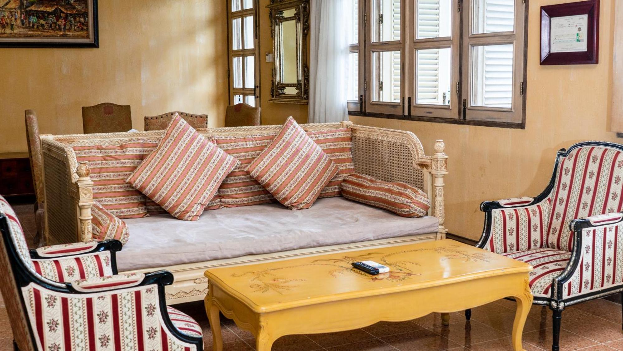 Kayu Arum Resort Salatiga Exterior foto
